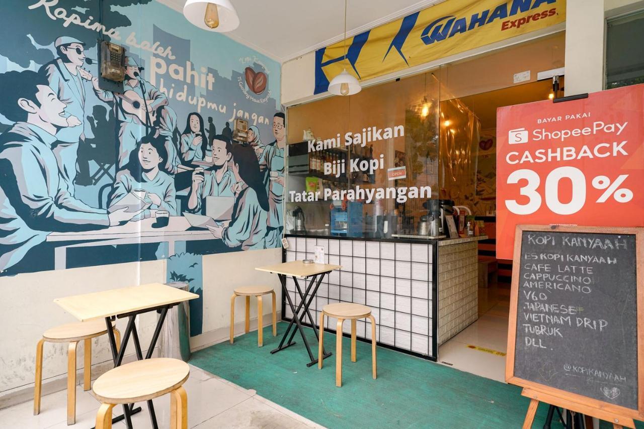 Reddoorz At Buah Batu 5 Hotel Bandung Ngoại thất bức ảnh