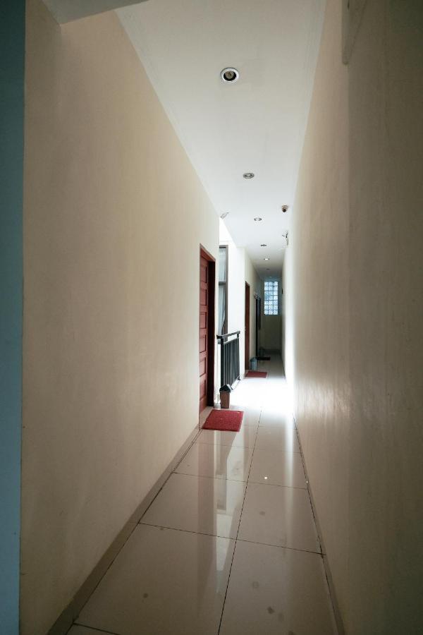 Reddoorz At Buah Batu 5 Hotel Bandung Ngoại thất bức ảnh